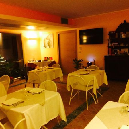 Il Principe B&B Ali Terme Exteriör bild