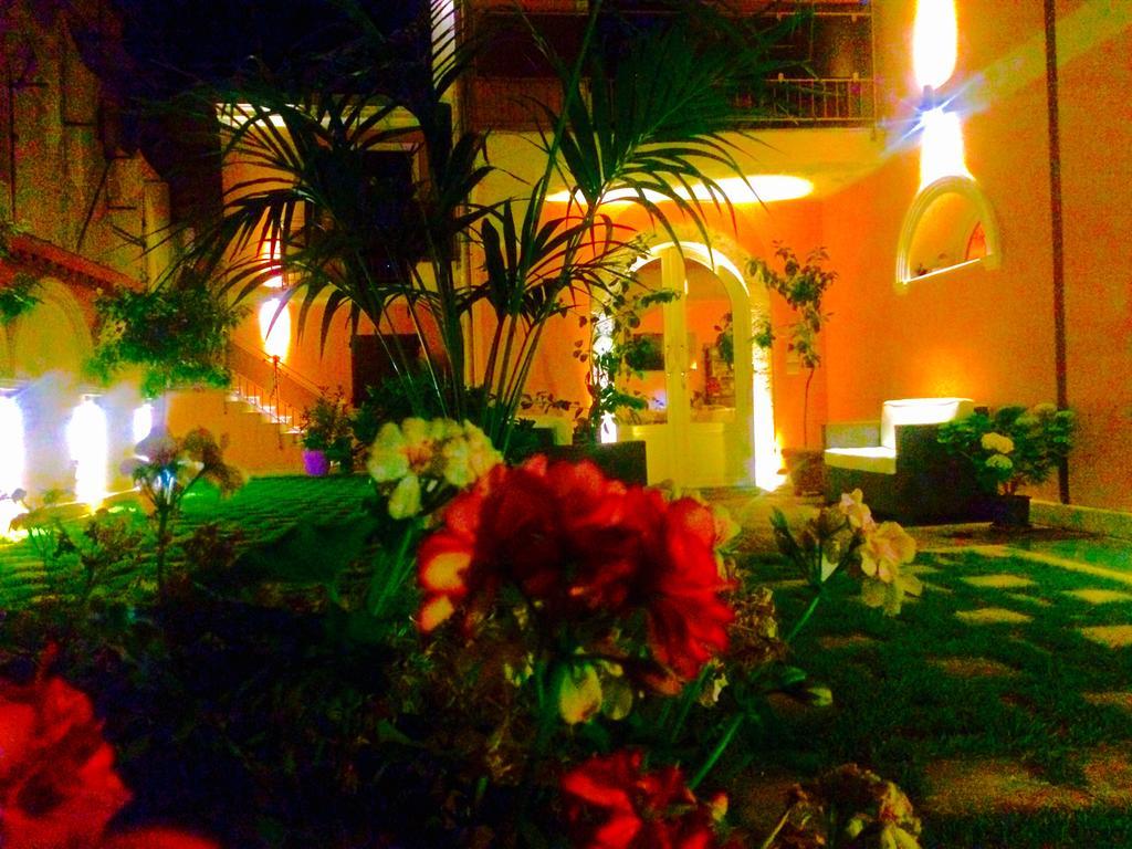Il Principe B&B Ali Terme Exteriör bild