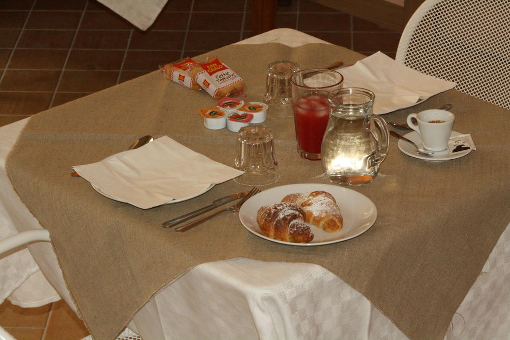 Il Principe B&B Ali Terme Exteriör bild